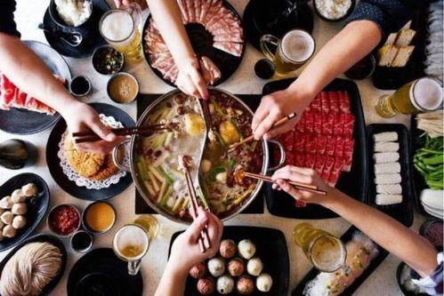 陕西火锅店爆料视频最新,独家秘制锅底，食客排队尝鲜  第2张