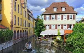 科尔马最新爆料,揭秘娱乐圈背后的惊人真相 第2张 科尔马最新爆料,揭秘娱乐圈背后的惊人真相 第2张